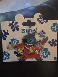 50102 - Lilo & Stitch - Stitch with laser blasters - Disneyland Resort Paris alternate image