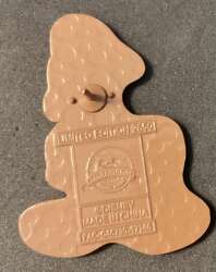 107382 - Donald  green and white scarf. Brown outline alternate image