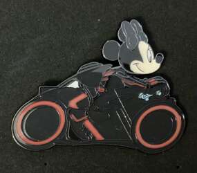 'Tron Lightcycle Power Run - Minnie Tron Lightcycle Team Red - SDR'