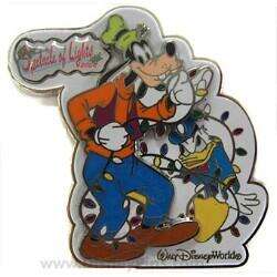 'Osborne Family Spectacle of Dancing Lights - Goofy and Donald - WDW'