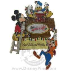 'Osborne Family Spectacle of Dancing Lights - Mickey, Donald, and Goofy Jumbo - WDW'