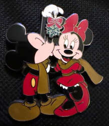 Mickey & Minnie mistletoe
