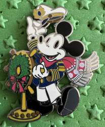 'Christmas 2018 - Holiday Captain Mickey - DCL'