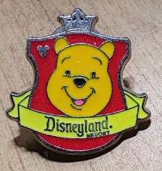 2031 - 2012 Hidden Mickey - Crest Collection - Winnie the Pooh - Disneyland Resort alternate image