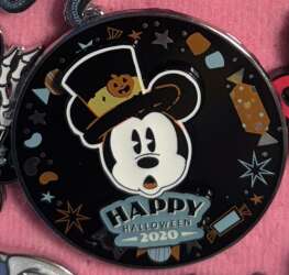 Happy Halloween 2020 Magician Mickey Spinner Cast Exclusive