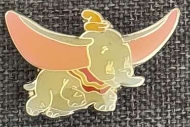 Dumbo 3 pin Set - #3 Dumbo Flying