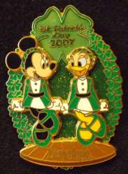 15905 - St. Patrick's Day - 2007 - Minnie and Daisy Irish Dancing - Disneyland Resort alternate image