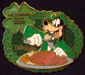 15465 - St. Patrick's Day - 2007 - Goofy Eating Corned Beef - Disneyland Resort alternate image