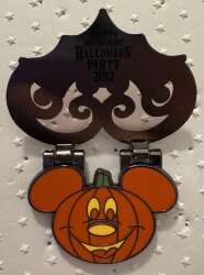 'Mickey's Not So Scary Halloween Party (MNSSHP) 2012 - Hinged Boo to You Mickey Pumpkin - WDW'