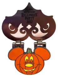 Hinged Boo to You Mickey Pumpkin