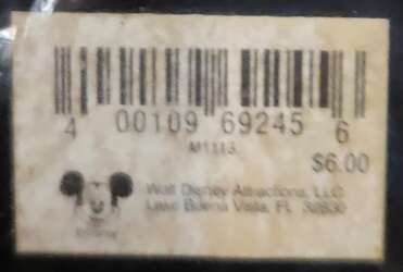 108951 - Beginning the Millennium Together — Mickey Bridal Carrying Minnie - Walt Disney World alternate image