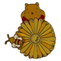 Pooh - Bee on a Flower - Gerbera Pooh