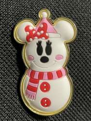 Minnie Snowman