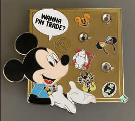 Wanna Pin Trade? - Mickey with Mini Pin Board Set - Mickey Only