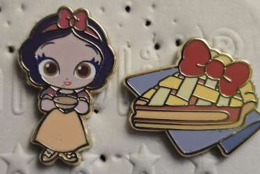 Snow White & Apple Pie