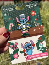 109486 - Gift Card GWP Promotion 2025 - Nutcrackers - Stitch Nutcracker - Walt Disney World alternate image
