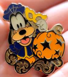 Halloween Masquerade 2013 Goofy