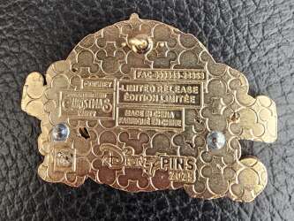 109821 - Mickey's Very Merry Christmas Party (MVMCP) 2025 - Mickey & Minnie - Walt Disney World alternate image