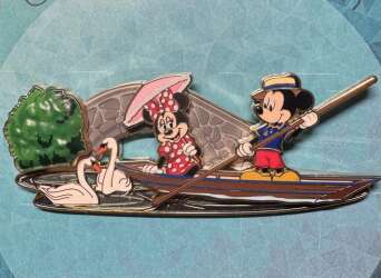 109930 - PUNTING IN THE COUNTRY - ON ALERT! - Minnie Mouse and Mickey Mouse - Artland / ACME alternate image