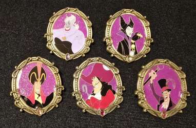 'Disney Villain Halloween Frames Mystery Collection - Disney Villain Halloween Frames Mystery Collection - Complete Set - TDR'