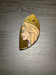 110165 - Tangled 15th Anniversary Sun Mystery Collection - Rapunzel alternate image