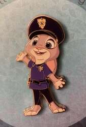 110695 - Zootopia Cut Out - Young Officer Judy Hopps - Artland / ACME alternate image