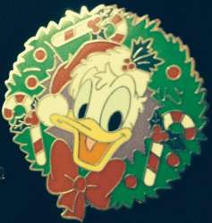 484 - Happy Holiday Wreaths Mystery Tin Collection - Donald alternate image