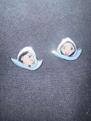 Pocahontas, Helmet Reflections