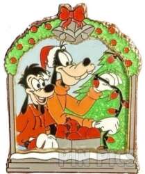 Goofy and Max - Decorating a Tree
