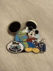 Mickey DVC Ear Globe