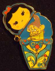 19287 - Christmas Pin-Doll Party Pin Trading Event - Snow White - Disneyland Resort Paris alternate image