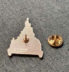 'Disneyland Paris - Pink Sleeping Beauty's Castle - EuroDisney white banner - Gold outline - DLP'