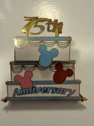 Mickey 75th Anniversary Cake slider and hinge