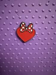 'Old Navy x Disney - Valentine’s Day Bow Heart - DLIC'