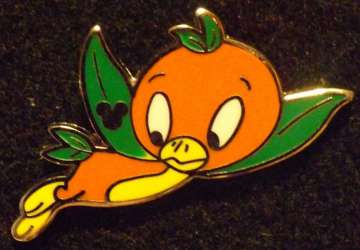 17163 - 2011 Hidden Mickey - Orange Bird - Flying - Walt Disney World alternate image