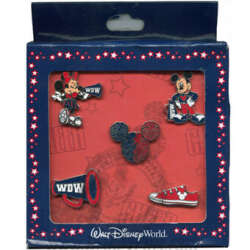 Mickey and Minnie Cheer mini-pin box set