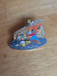 111847 - Labor Day - Donald and Goofy - Walt Disney World alternate image