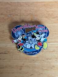 111848 - New Year's Eve/Day - Mickey and Minnie - Walt Disney World alternate image