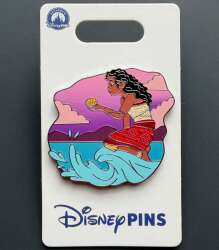 Moana holding a shell