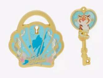 112292 - Disney Princess Lock and Key Blind Box - Box Lunch - Ariel - Disney Licensed alternate image