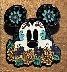 112451 - Hot Topic - Mickey Mouse & Friends Floral Blind Box - Mickey Mouse - Loungefly alternate image
