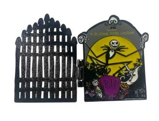 112558 - Nightmare Before Christmas - Cemetery Gates - Jack, Sally and Zero - Disney Store Japan