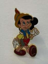 112634 - Pinocchio - Pinocchio Walking