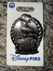 112801 - The Beak and Barrel — Sculpted Rummy Logo