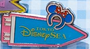 'Tokyo Disney Resort Theme Park Mystery Collection - Tokyo DisneySea Pennant Flag - TDR'