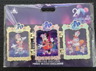 Mickey, Minnie, and Donald Photo Set