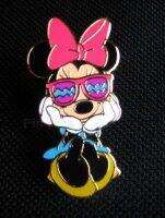 Jerry Leigh - Minnie Wearing Pink Sunglasses