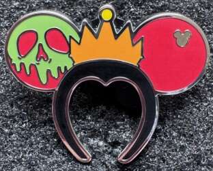 113419 - DLR Hidden Disney Series 2026 Wave A: Ear Headbands - The Evil Queen - Disneyland Resort alternate image