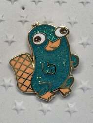 'Fantasy pin: Magically Made - Glitter Perry the Platypus - FSY'