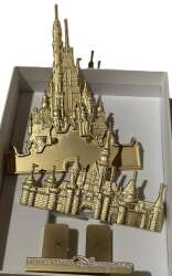 113827 - Castle of Magical Dreams - Gold Multi-piece Jumbo Castle - Hong Kong Disneyland alternate image